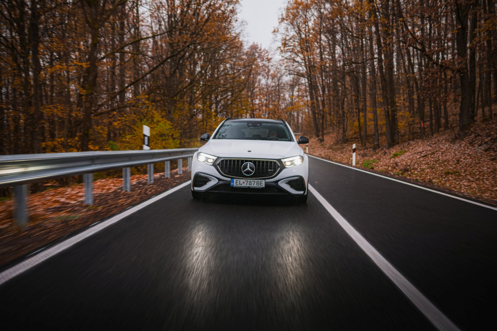 Mercedes-AMG E 53 HYBRID 4MATIC+